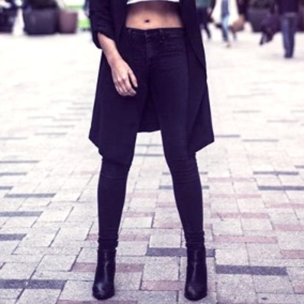 SOLD - LEVI'S 710 Super Skinny Stretch Jean